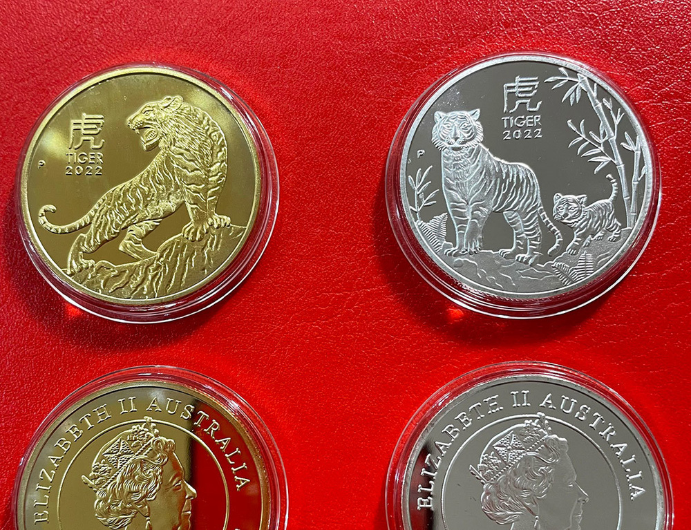 Thị trường lì xì Tết: Phí đổi tiền tăng cao, tiền USD in linh vật hổ hét giá gấp 10 lần - Ảnh 6. Thị trường lì xì Tết: Phí đổi tiền tăng cao, tiền USD in linh vật hổ hét giá gấp 10 lần - Ảnh 6.