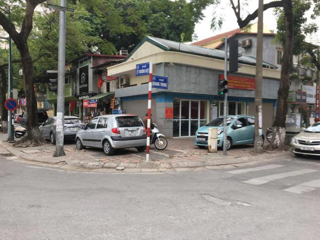 Hà Nội cho phép công ty thuê hè phố quận Hoàn Kiếm để kinh doanh - Ảnh 1. Hà Nội cho phép công ty thuê hè phố quận Hoàn Kiếm để kinh doanh - Ảnh 1.