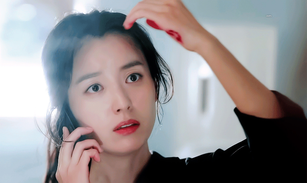 6 mỹ nhân hành động gây mê cực mạnh ở phim Hàn 2021: Han So Hee làm cỏ băng tội phạm, Han Hyo Joo đấm nhau với zombie - Ảnh 6.