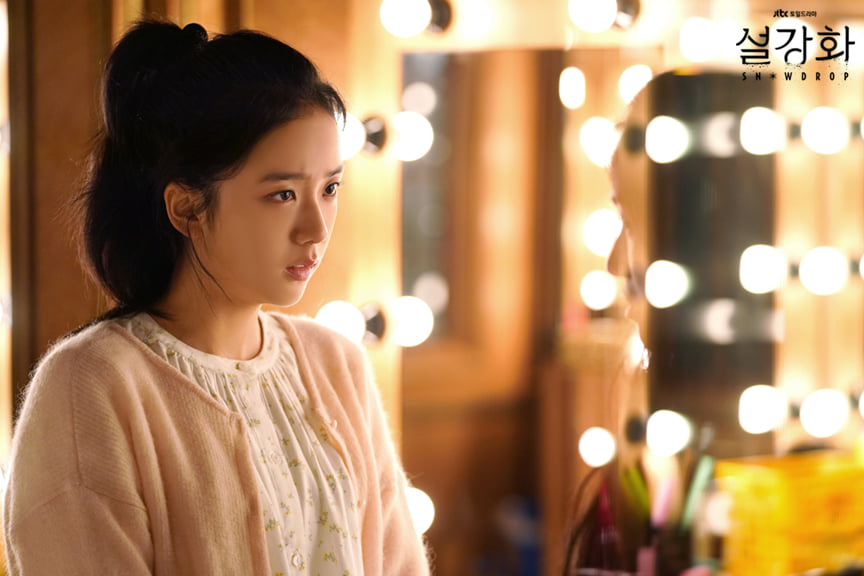 Có mấy idol đóng phim mà được như Jisoo (BLACKPINK): Để mặt mộc, thậm chí là lột đồ chị cũng chơi tất! - Ảnh 1. Có mấy idol đóng phim mà được như Jisoo (BLACKPINK): Để mặt mộc, thậm chí là lột đồ chị cũng chơi tất! - Ảnh 1.