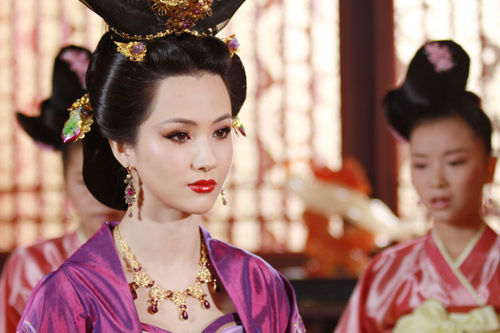 Lén lút ân ái nảy lửa với tình cũ Lâm Tâm Như, sao nữ này dùng tình đổi vai thất bại và phục thù nhờ phim 18+ chấn động - Ảnh 7.