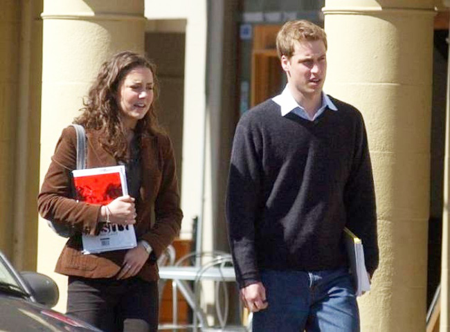 En découvrant le prince William dansant avec une fille étrange, la princesse Kate s'est mise en colère et a fait une déclaration qui a fait admirer les femmes - Photo 1.