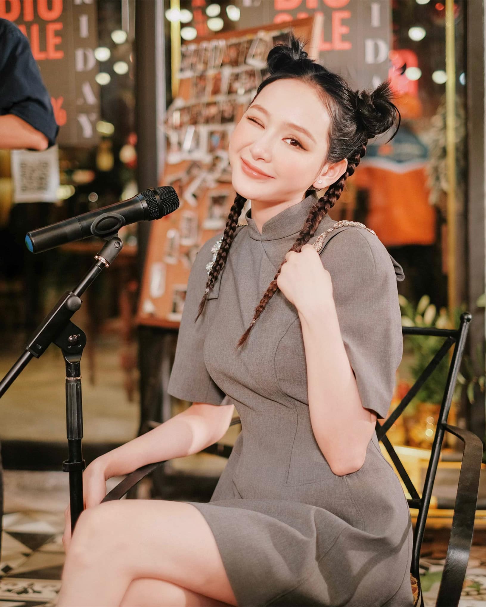 Cắt phăng t&oacute;c t&eacute;m, Hiền Hồ lạ lẫm với tạo h&igrave;nh Na Tra 2 chỏm trong m&agrave;n t&aacute;i xuất h&aacute;t live  - Ảnh 8.