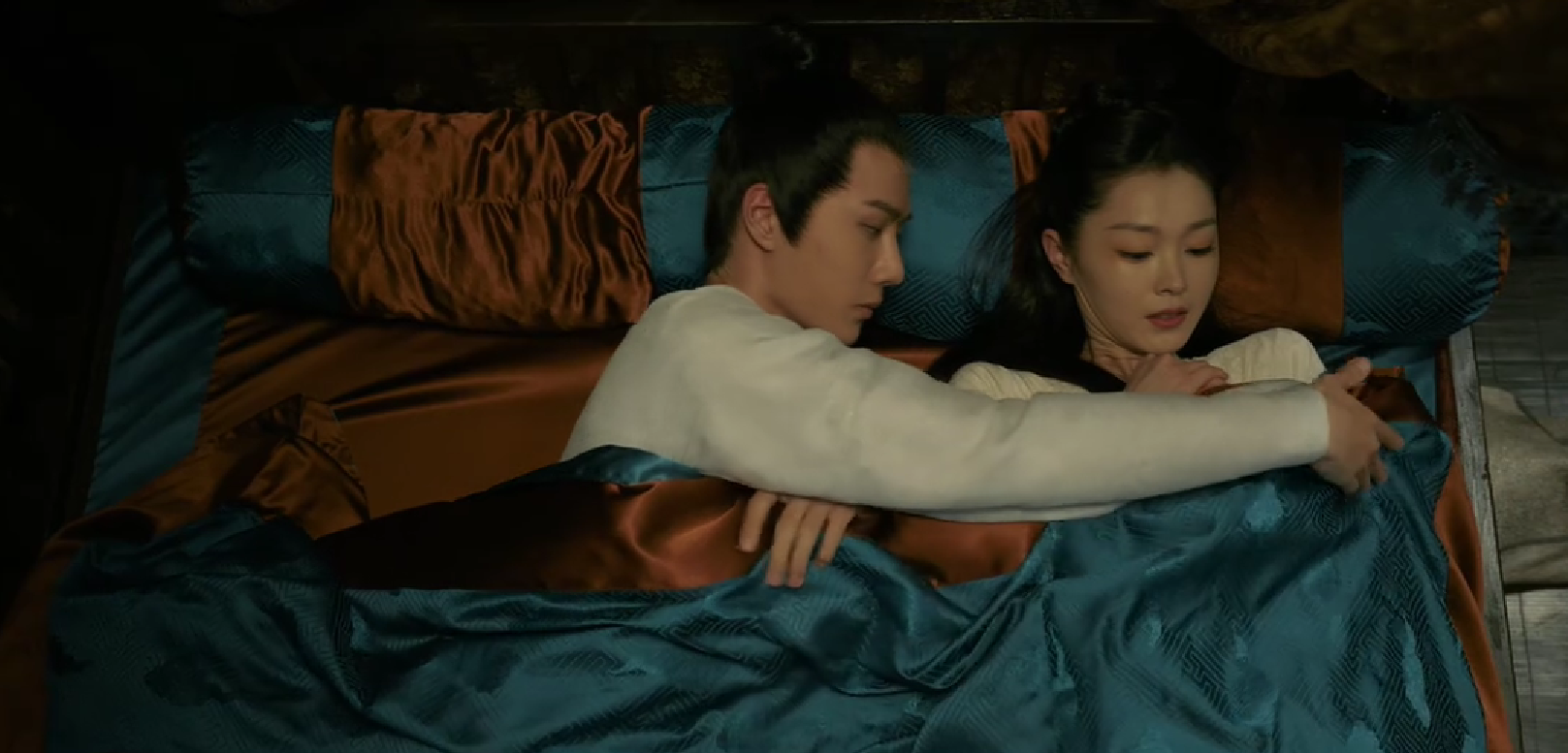 Lộ cảnh giường chiếu của Vương Nhất Bác và vợ yêu ở phim mới, anh nhà tỏ vẻ thế nào mà fan tức anh ách? - Ảnh 4.