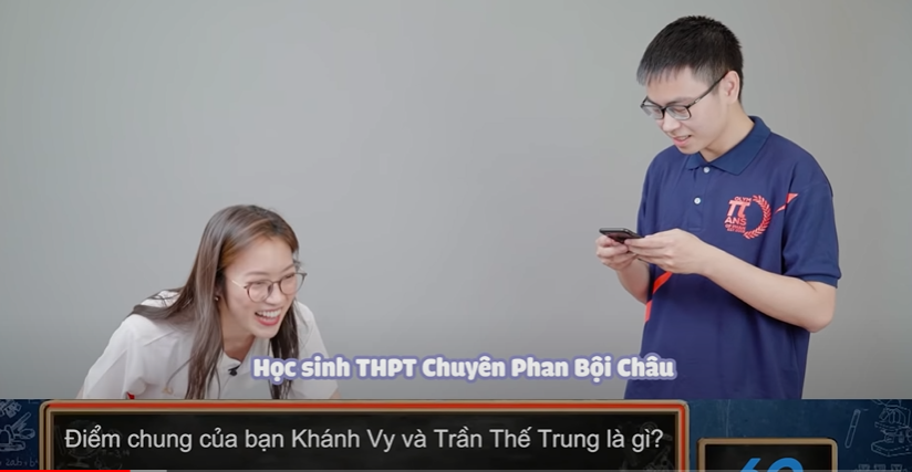 Bị MC Kh&aacute;nh Vy hỏi vấn đề tế nhị, Qu&aacute;n qu&acirc;n Olympia 2019 trả lời g&acirc;y sững sờ nhưng rất thỏa đ&aacute;ng - Ảnh 9.