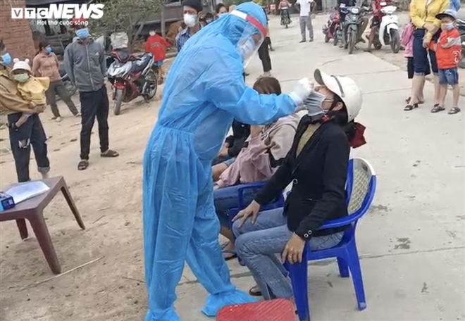 Dịch Covid-19 ngày 10/2: Bắc Giang cách ly 1 thôn từ chiều 29 Tết; Quảng Ninh thêm 4 ca lây nhiễm trong cộng đồng - Ảnh 1. Dịch Covid-19 ngày 10/2: Bắc Giang cách ly 1 thôn từ chiều 29 Tết; Quảng Ninh thêm 4 ca lây nhiễm trong cộng đồng - Ảnh 1.