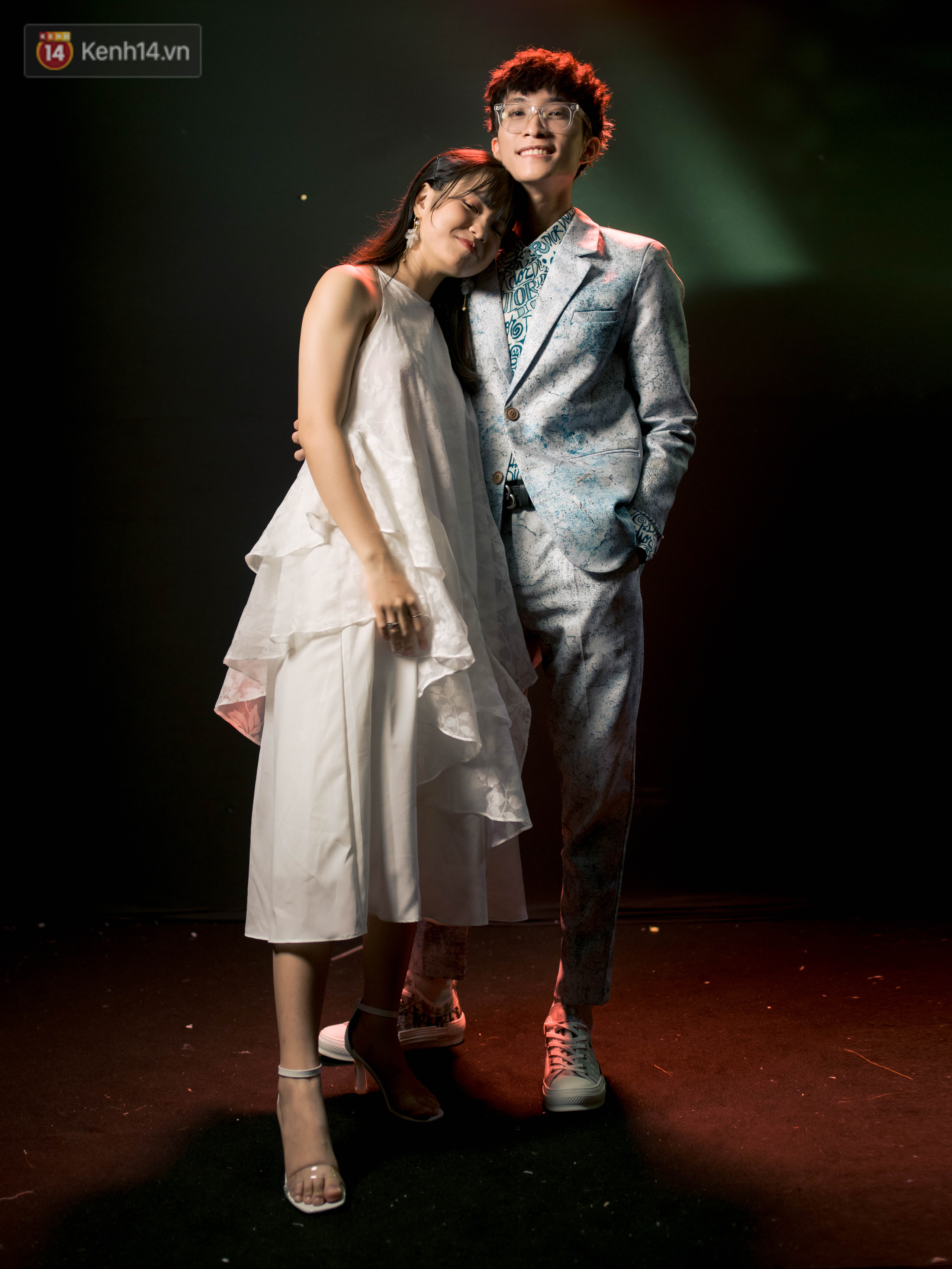 Hành trình 8 năm yêu - cùng lập Group 16+ phổ biến kiến thức tình dục của cặp đôi Tizi và Đích Lép - Ảnh 4. Hành trình 8 năm yêu - cùng lập Group 16+ phổ biến kiến thức tình dục của cặp đôi Tizi và Đích Lép - Ảnh 4.