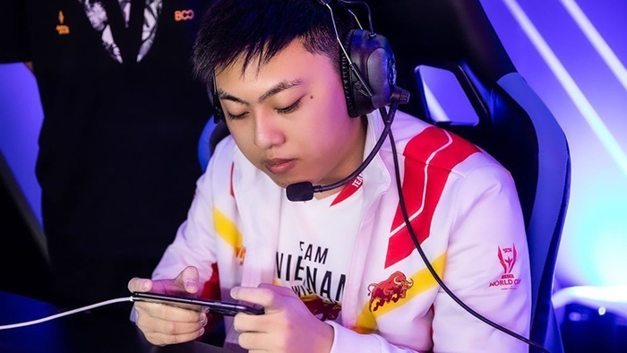 Những cựu tuyển thủ v&agrave; ng&ocirc;i sao Li&ecirc;n Qu&acirc;n Mobile nổi tiếng cầm tinh Tr&acirc;u V&agrave;ng - Ảnh 3.