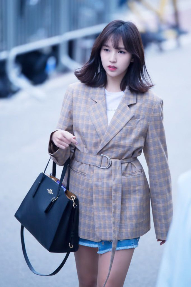 Quả đúng là tiểu thư gia thế khủng, Mina (TWICE) mặc toàn đồ đơn giản cũng tỏa khí chất lá ngọc cành vàng nhìn mà mê - Ảnh 6.