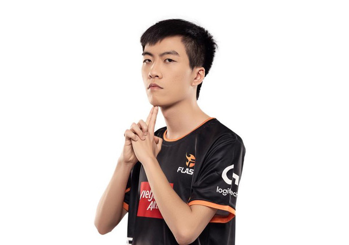 Những cựu tuyển thủ v&agrave; ng&ocirc;i sao Li&ecirc;n Qu&acirc;n Mobile nổi tiếng cầm tinh Tr&acirc;u V&agrave;ng - Ảnh 7.