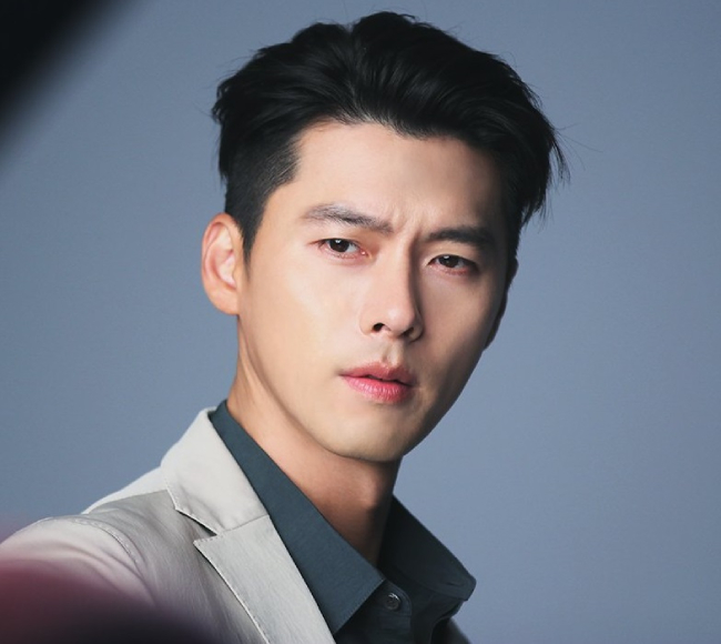 Báo Nhật chọn ra thiên tài gương mặt xứ Hàn: Hyun Bin và V (BTS) tranh No.1 khốc liệt, thánh mặt mộc vẫn thua đau trước 1 tài tử - Ảnh 2.