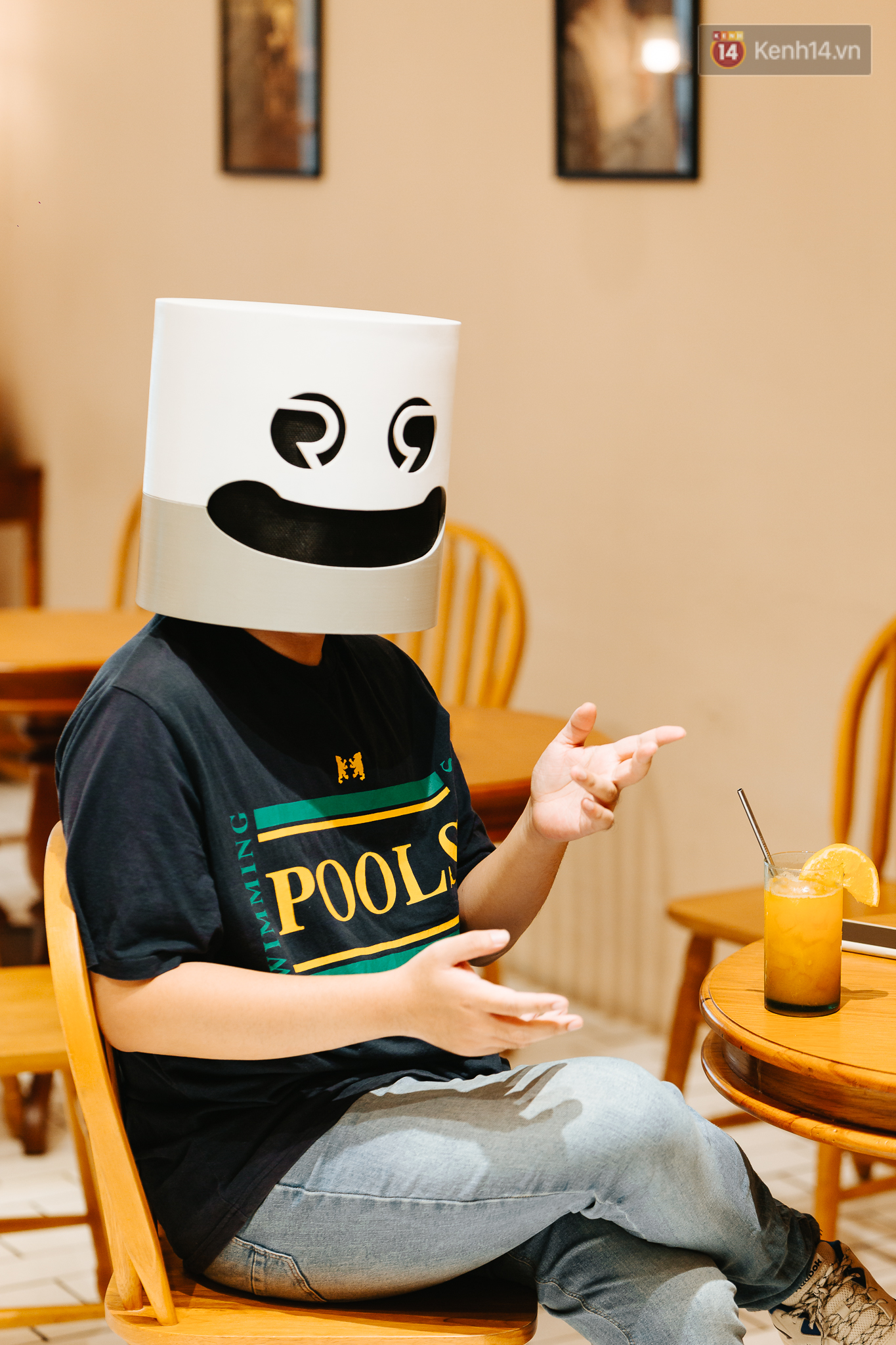 Nhạc sĩ RIN9: Nhiều ca sĩ l&acirc;u năm h&aacute;t ph&ograve;ng thu kh&ocirc;ng hay bằng Ph&iacute; Phương Anh. Nhạc dance phải đi&ecirc;n kh&ugrave;ng nhất c&oacute; thể, thậm ch&iacute; x&agrave;m - Ảnh 5.