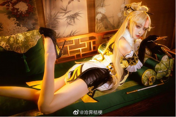 Ngây Ngất Với Bộ Cosplay Nàng Ningguang Trong Vũ Trụ Genshin Impact