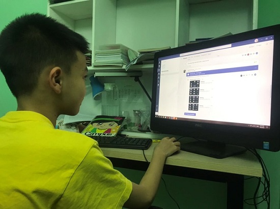 Hải Ph&ograve;ng: Gi&aacute;o vi&ecirc;n, học sinh ra khỏi th&agrave;nh phố phải xin ph&eacute;p bằng văn bản - Ảnh 1.