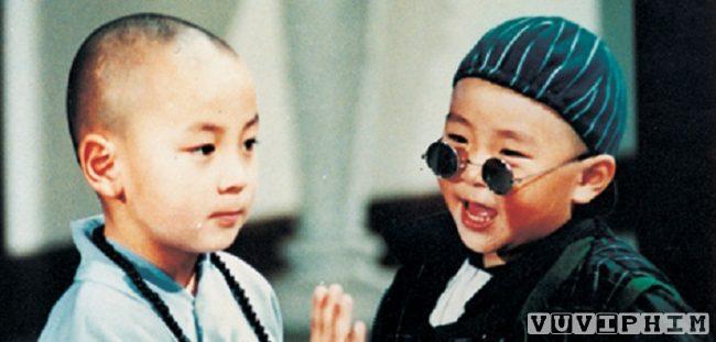 Cặp Siêu Quậy Thiếu Lâm Tiểu Tử Bất Ngờ Tái Hợp Sau 27 Năm, Còn Hôn Nhau Thắm Thiết Làm Fan Suýt