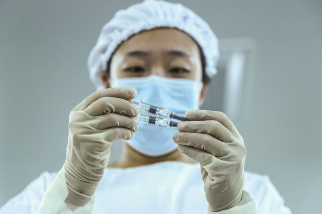Trung Quốc d&agrave;nh 325 tỷ USD ti&ecirc;m chủng miễn ph&iacute; cho to&agrave;n d&acirc;n tr&ecirc;n cơ sở tự nguyện - Ảnh 1.