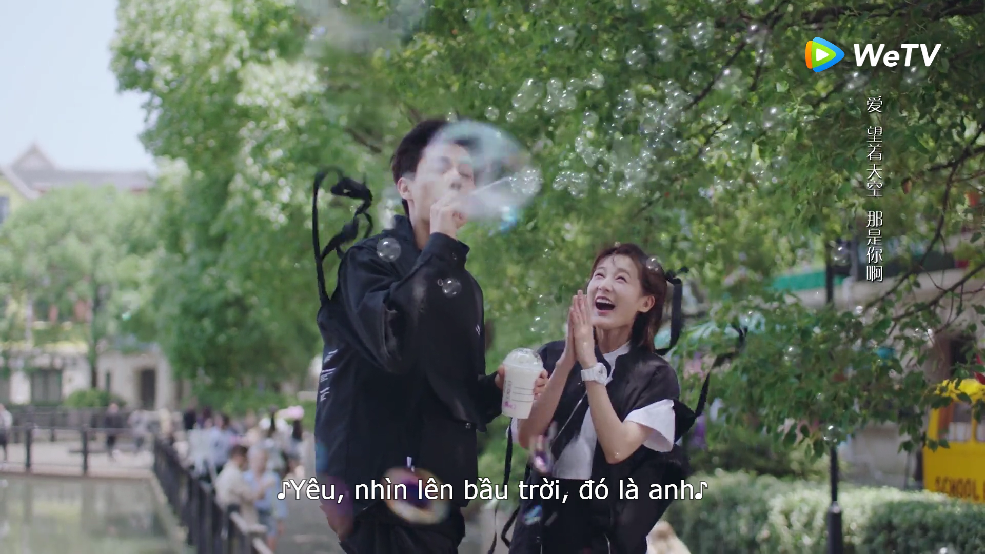 4 điểm trừ của Cá Mực Hầm Mật 2: Hồ Nhất Thiên diễn đơ lại lộ khuyết điểm nhan sắc, Lý Nhất Đồng quá non xanh so với phần 1? - Ảnh 7. 4 điểm trừ của Cá Mực Hầm Mật 2: Hồ Nhất Thiên diễn đơ lại lộ khuyết điểm nhan sắc, Lý Nhất Đồng quá non xanh so với phần 1? - Ảnh 7.