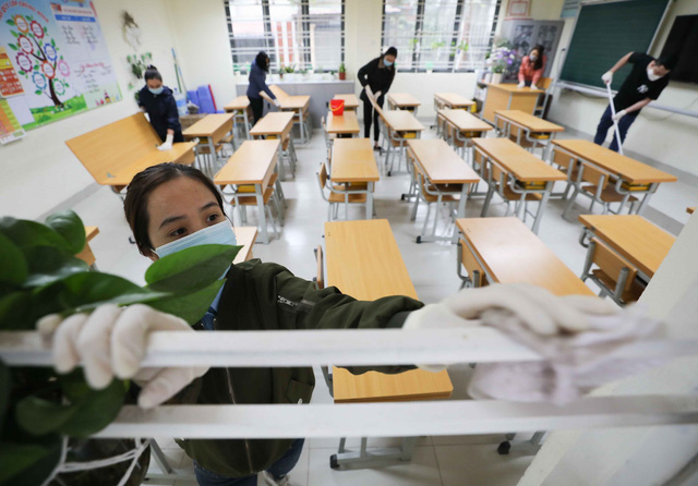 Trường học ở Hà Nội chuẩn bị đón học sinh trở lại trong trạng thái bình thường mới - Ảnh 2.