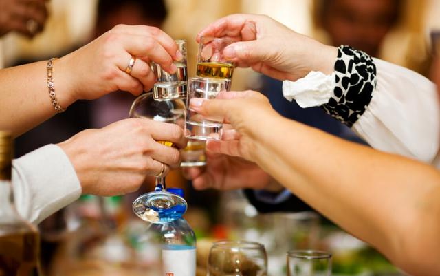 2 loại trái cây có hại cho gan, tránh xa chúng nếu không muốn gan lăn ra hỏng - Ảnh 3. 2 loại trái cây có hại cho gan, tránh xa chúng nếu không muốn gan lăn ra hỏng - Ảnh 3.