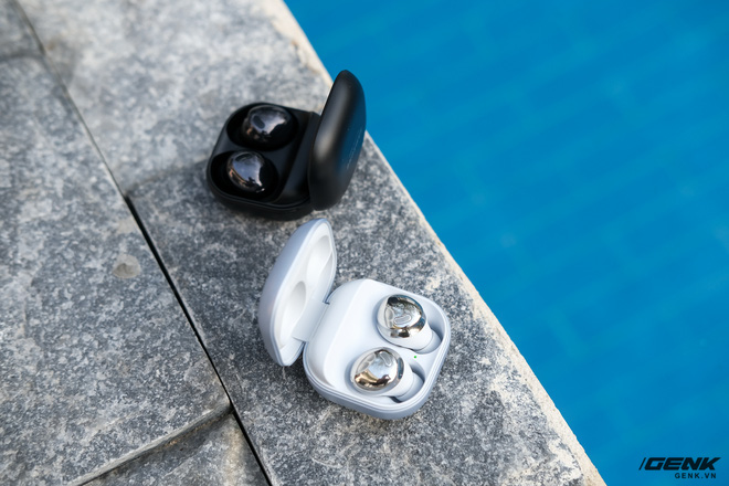 Mở hộp tai nghe Galaxy Buds Pro: &Aacute;t chủ b&agrave;i TWS nửa đầu năm 2020 của Samsung, nhiều t&iacute;nh năng cải tiến v&agrave; đ&aacute;ng tiền hơn - Ảnh 11.