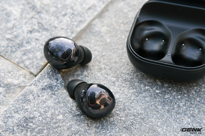 Mở hộp tai nghe Galaxy Buds Pro: &Aacute;t chủ b&agrave;i TWS nửa đầu năm 2020 của Samsung, nhiều t&iacute;nh năng cải tiến v&agrave; đ&aacute;ng tiền hơn - Ảnh 7.