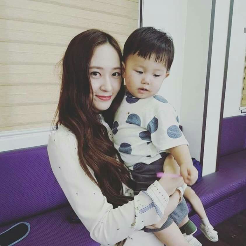 Krystal jung and kai