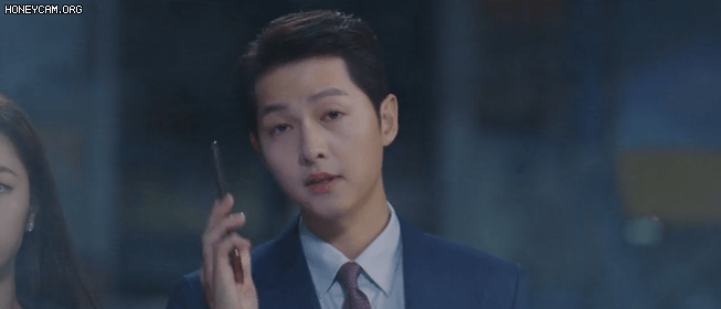 Vincenzo l&ecirc;n s&oacute;ng tập 7 ch&aacute;n đến mức vừa xem vừa ng&aacute;p, nhan sắc Song Joong Ki kh&ocirc;ng cứu nổi kịch bản đ&acirc;u! - Ảnh 4.