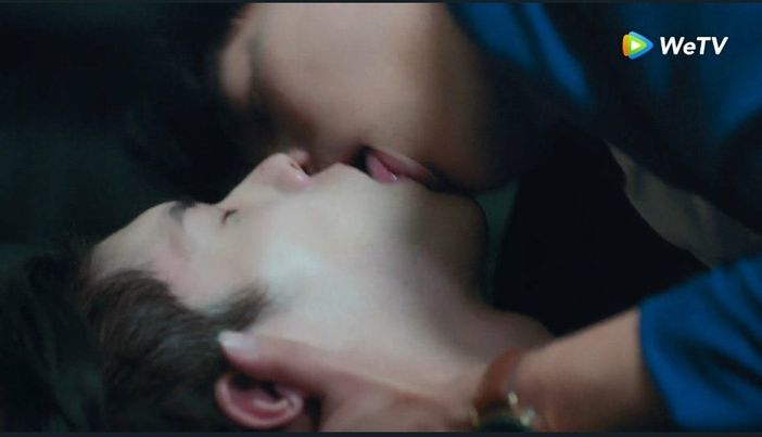 Bom tấn đam mỹ Đ&agrave;i Loan tung cảnh h&ocirc;n ngấu nghiến, leo top t&igrave;m kiếm kh&ocirc;ng k&eacute;m cạnh Thi&ecirc;n Nhai Kh&aacute;ch - Ảnh 3.