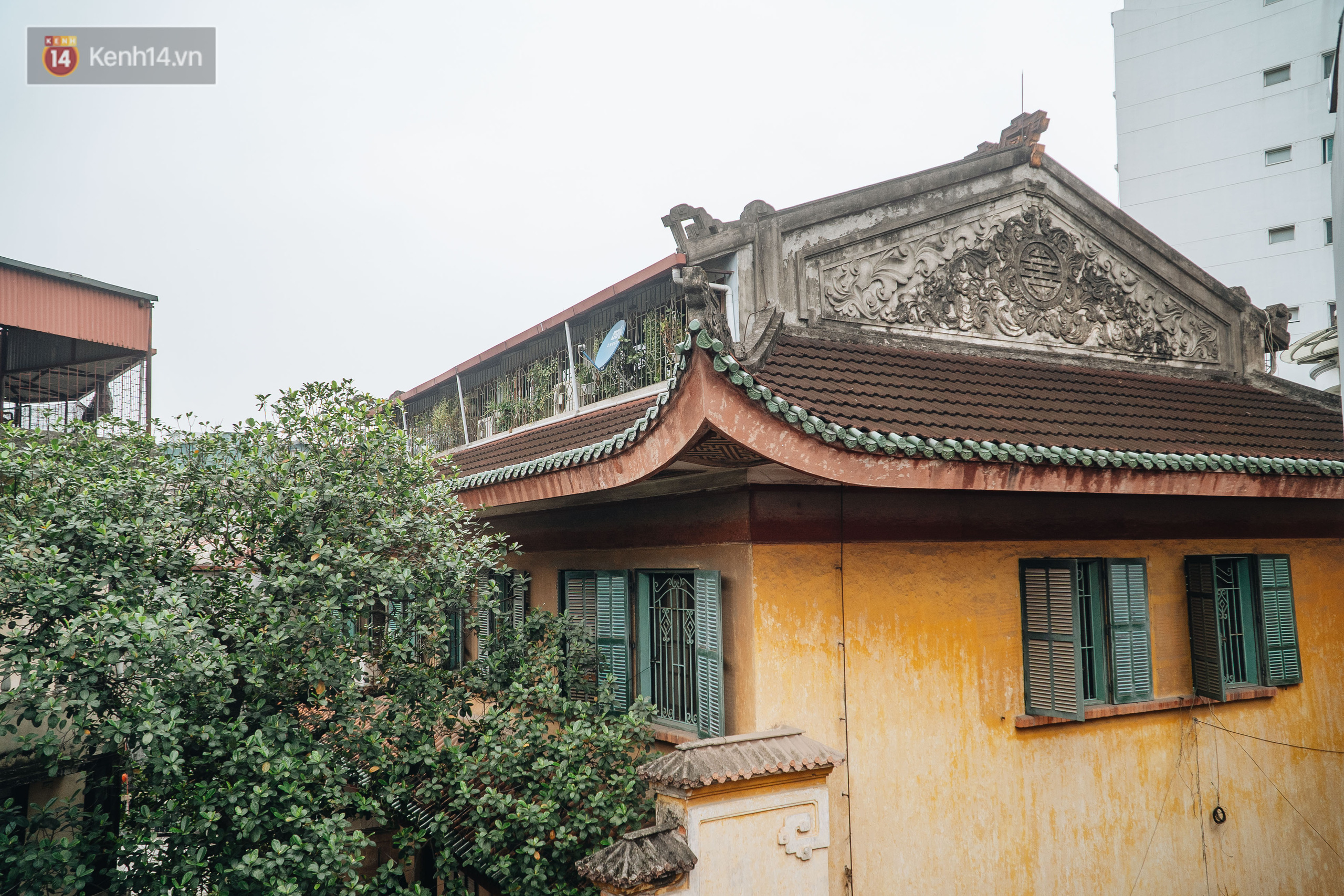 Chuyện ít người biết về căn biệt thự cổ 110 năm tuổi ở Hà Nội, có cả sàn nhảy đầm cho giới thượng lưu - Ảnh 3. Chuyện ít người biết về căn biệt thự cổ 110 năm tuổi ở Hà Nội, có cả sàn nhảy đầm cho giới thượng lưu - Ảnh 3.