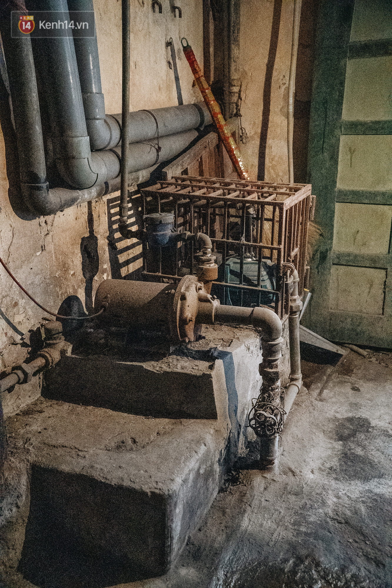 Chuyện ít người biết về căn biệt thự cổ 110 năm tuổi ở Hà Nội, có cả sàn nhảy đầm cho giới thượng lưu - Ảnh 20. Chuyện ít người biết về căn biệt thự cổ 110 năm tuổi ở Hà Nội, có cả sàn nhảy đầm cho giới thượng lưu - Ảnh 20.