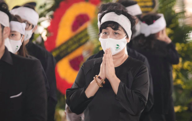 D&agrave;n sao Việt động vi&ecirc;n NSND Minh Hằng vượt qua nỗi đau mất chồng - Ảnh 2.