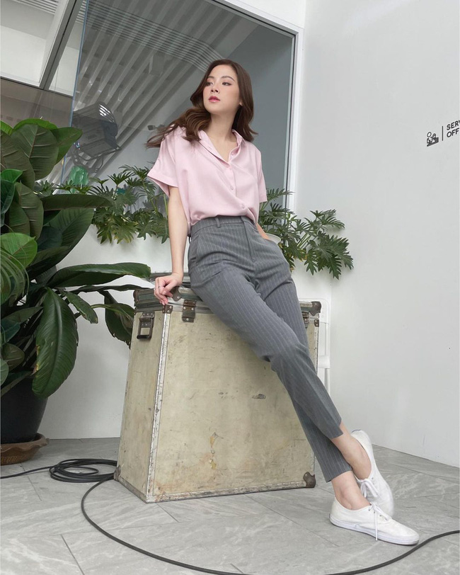 Chỉ cần học 12 outfit của Baifern, style hè năm nay của chị em chắc chắn sẽ trẻ đẹp hơn hẳn năm ngoái - Ảnh 2.