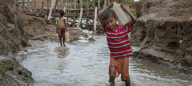 20% trẻ em trên toàn cầu phải sống trong tình cảnh thiếu nước sạch - Ảnh 2.