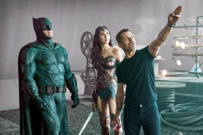 Zack Snyder hé lộ nội dung Justice League 2: các siêu anh hùng cùng liên kết chống lại Superman, hoành tráng vượt bậc Endgame? - Ảnh 1.