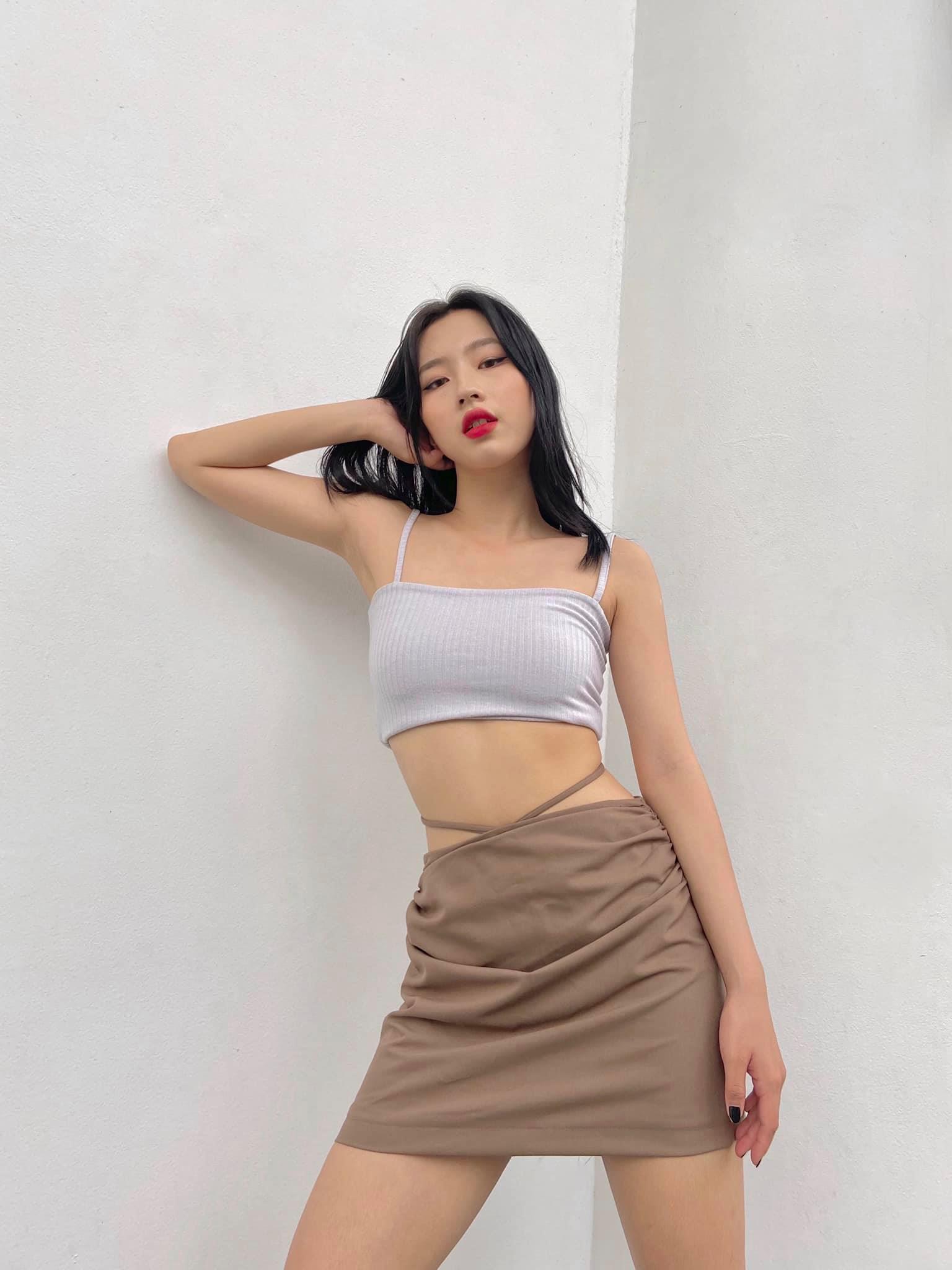 Cô bạn dancer cover Lisa gây sốt netizen quốc tế: Mê Jungkook, SNSD là khởi nguồn đam mê, được khen giống Joy - Suzy chắc vì camera ảo! - Ảnh 4. Cô bạn dancer cover Lisa gây sốt netizen quốc tế: Mê Jungkook, SNSD là khởi nguồn đam mê, được khen giống Joy - Suzy chắc vì camera ảo! - Ảnh 4.