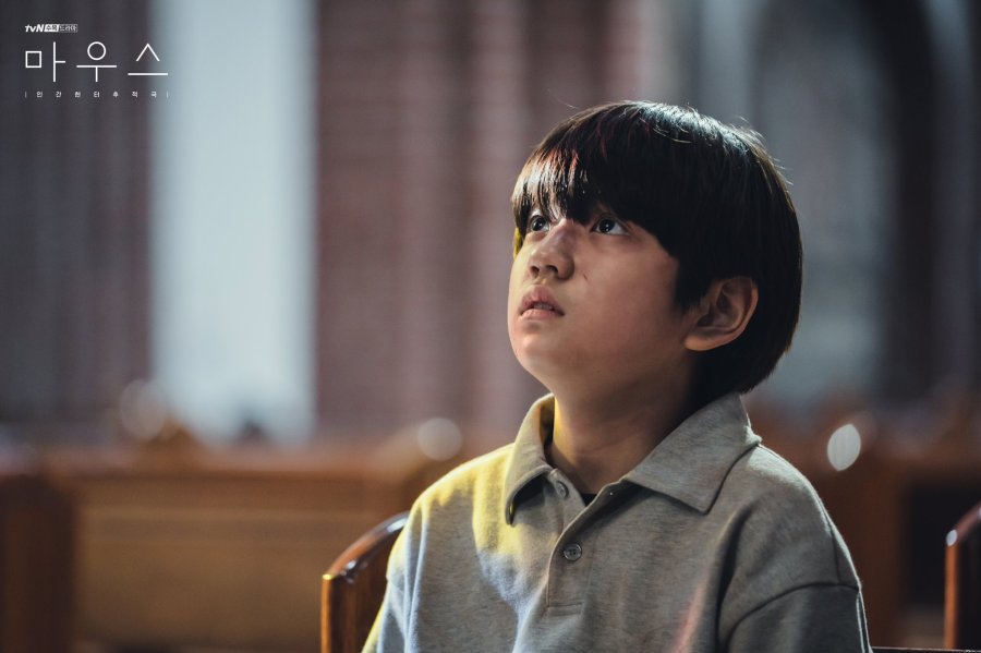 Tốt nghiệp khóa bẻ lái Penthouse thì làm gì: Sang Mouse cứu Lee Seung Gi gấp - Ảnh 14. Tốt nghiệp khóa bẻ lái Penthouse thì làm gì: Sang Mouse cứu Lee Seung Gi gấp - Ảnh 14.