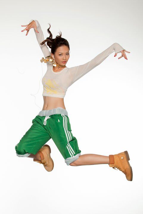 Top 7 Vietnams Next Top Model m&ugrave;a đầu ti&ecirc;n l&ecirc;n xe hoa c&ugrave;ng cựu gi&aacute;m đốc sản xuất chương tr&igrave;nh - Ảnh 7.