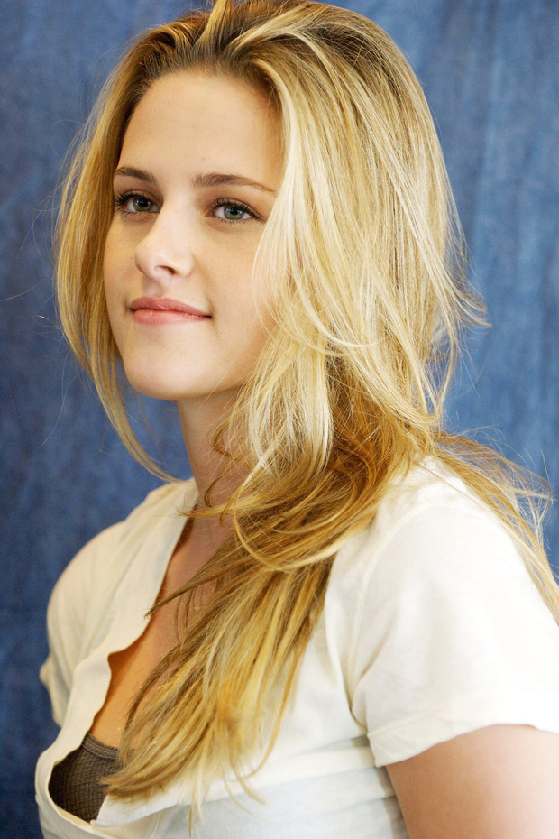 Trố mắt cũng nhận kh&ocirc;ng ra Kristen Stewart (Chạng Vạng): Dừ đanh khi ho&aacute; th&agrave;nh C&ocirc;ng nương Diana, visual tuột dốc thảm hại - Ảnh 9.