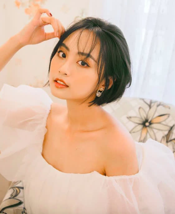 Ng&agrave;y ấy - b&acirc;y giờ: Từ c&ocirc; g&aacute;i 17 tuổi ng&acirc;y thơ l&agrave;m Esports đến Minh Nghi nữ MC &ldquo;quốc d&acirc;n vạn người m&ecirc; - Ảnh 20.