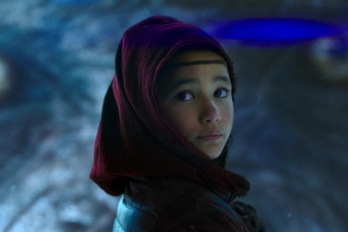 Sao nhí 9 tuổi gây nổ bom tấn Godzilla vs. Kong: Cô bé lai Hàn - Mỹ bị điếc, gia đình 4 đời khiếm thính và kỳ tích khiến thế giới trầm trồ - Ảnh 3. Sao nhí 9 tuổi gây nổ bom tấn Godzilla vs. Kong: Cô bé lai Hàn - Mỹ bị điếc, gia đình 4 đời khiếm thính và kỳ tích khiến thế giới trầm trồ - Ảnh 3.