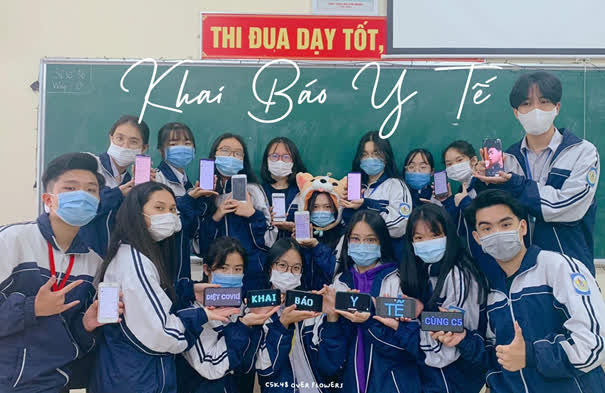 Bộ kỷ yếu anti Covid trở thành hot trend mùa dịch, chỉ áo mưa với khẩu trang mà ra ảnh xịn xò phết - Ảnh 5. Bộ kỷ yếu anti Covid trở thành hot trend mùa dịch, chỉ áo mưa với khẩu trang mà ra ảnh xịn xò phết - Ảnh 5.