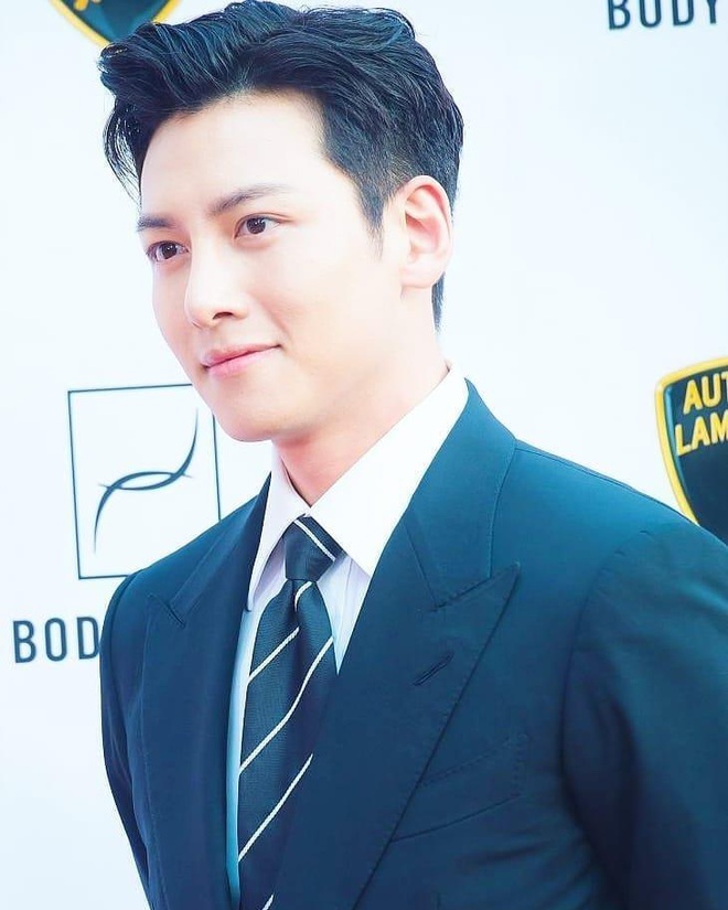 Cực phẩm như Ji Chang Wook cũng có lúc “phì nhiêu” gây sốc: Si cu la bay màu, visual tuột dốc vì tăng 12kg và cái kết bất ngờ hậu giảm cân - Ảnh 8.