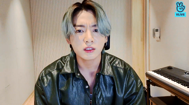 Jungkook (BTS) than trời v&igrave; mới khoe đồ uống y&ecirc;u th&iacute;ch đ&atilde; bị fan mua sạch, đ&agrave;nh ngậm ng&ugrave;i chịu cảnh trắng tay - Ảnh 3.