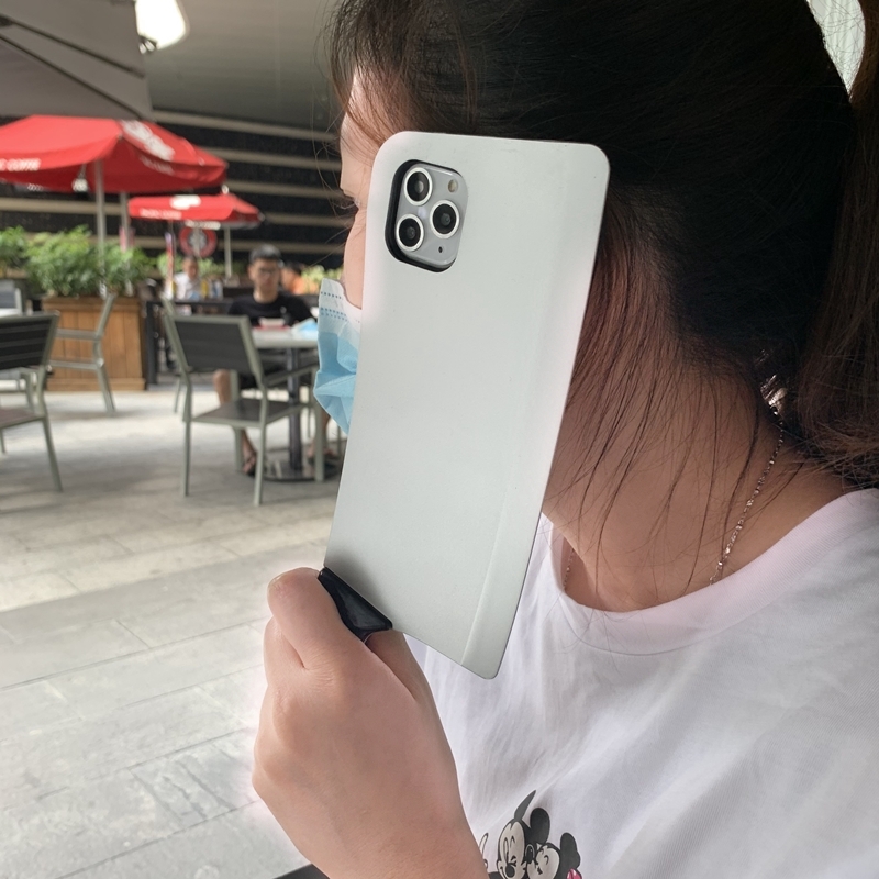 Tưởng đ&ugrave;a m&agrave; thật: Những chiếc ốp điện thoại b&aacute; đạo nh&igrave;n m&agrave; giật m&igrave;nh - Ảnh 3.