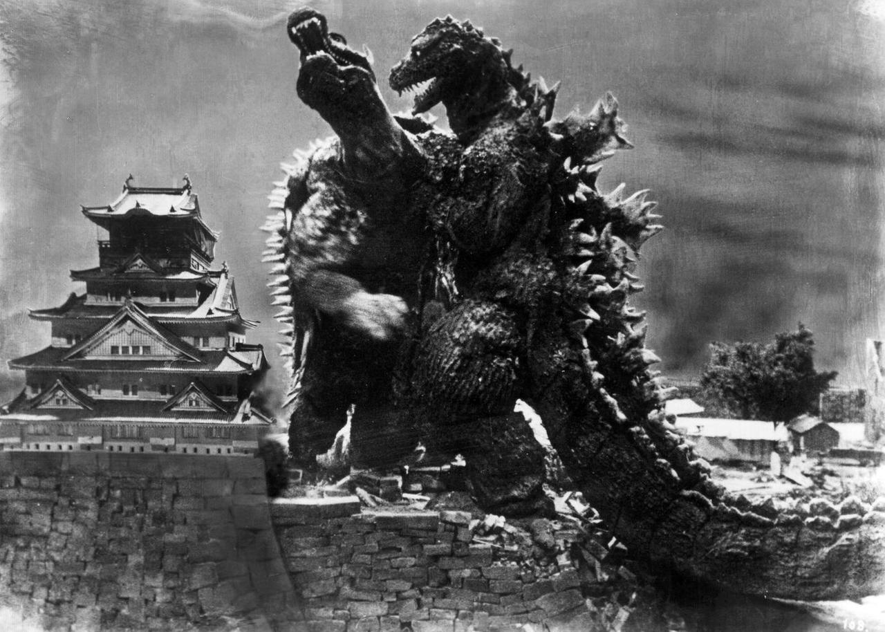65 năm của quái vật Godzilla: Từng giả trân ngốc nghếch trước khi trở thành vua quái vật! - Ảnh 4. 65 năm của quái vật Godzilla: Từng giả trân ngốc nghếch trước khi trở thành vua quái vật! - Ảnh 4.