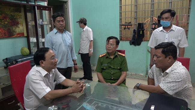 Vụ GĐ bệnh viện bị bắt vì liên quan vụ giết người: Người đàn ông được cho là tình địch lên tiếng - Ảnh 1.