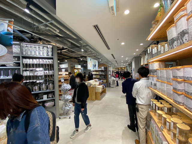 Cửa hàng Daiso tại Nhật có gì khác Việt Nam: Tôi đã dạo 1 vòng ngắm thỏa thuê từng sản phẩm, nức nở vì quá rẻ đẹp - Ảnh 5.