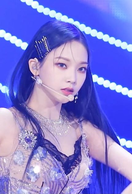 Đ&acirc;y l&agrave; thời kỳ đỉnh cao nhan sắc của c&ocirc;ng ch&uacute;a nh&agrave; YG Jennie (BLACKPINK) - Ảnh 12.