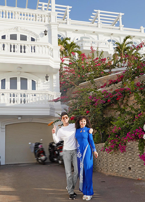 Gia tài Nathan Lee - Ngọc Trinh: Bên có từ villa Beverly Hills 12.000m2 đến bạch dinh 600 tỷ, bên yêu nữ đồ hiệu nức tiếng Vbiz - Ảnh 24.