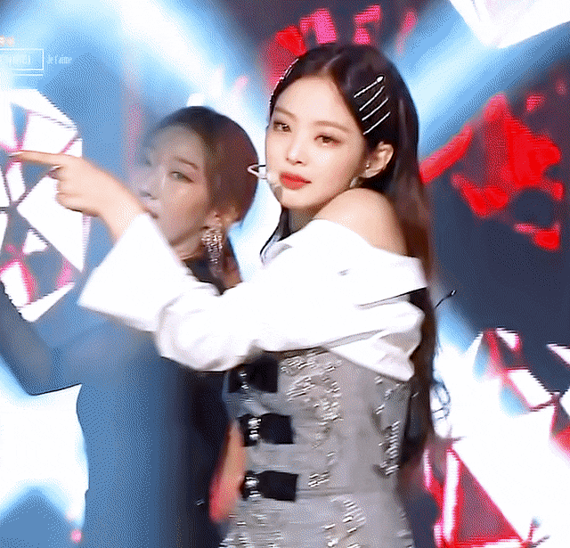 Đ&acirc;y l&agrave; thời kỳ đỉnh cao nhan sắc của c&ocirc;ng ch&uacute;a nh&agrave; YG Jennie (BLACKPINK) - Ảnh 3.